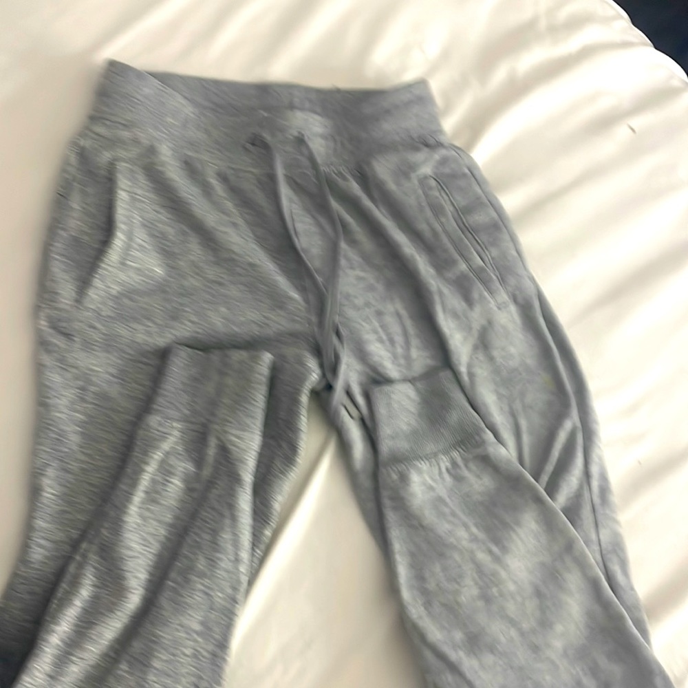 Grey sweats size xs